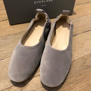 Everland Day Flat Gray Velvet